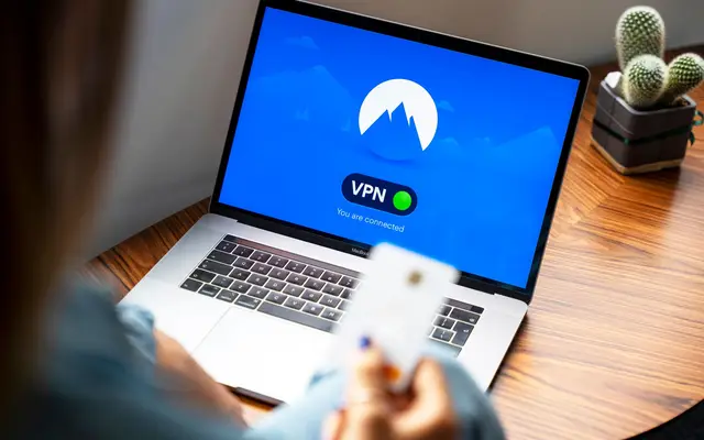 Confidentialité en ligne et VPN sur un ordinateur