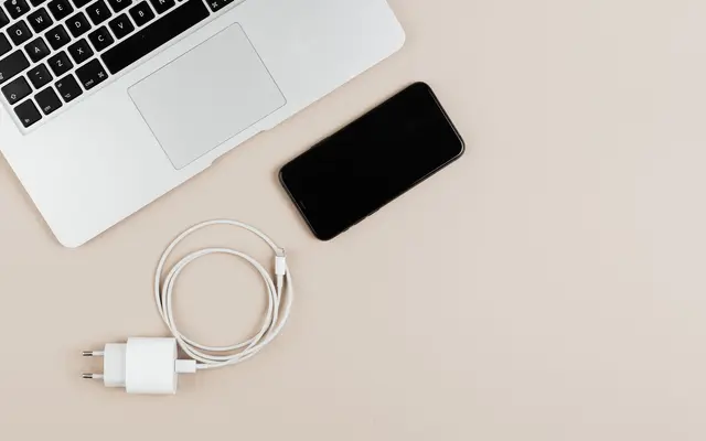 Bloc d'alimentation et cable de chargeur d'ordinateur portable