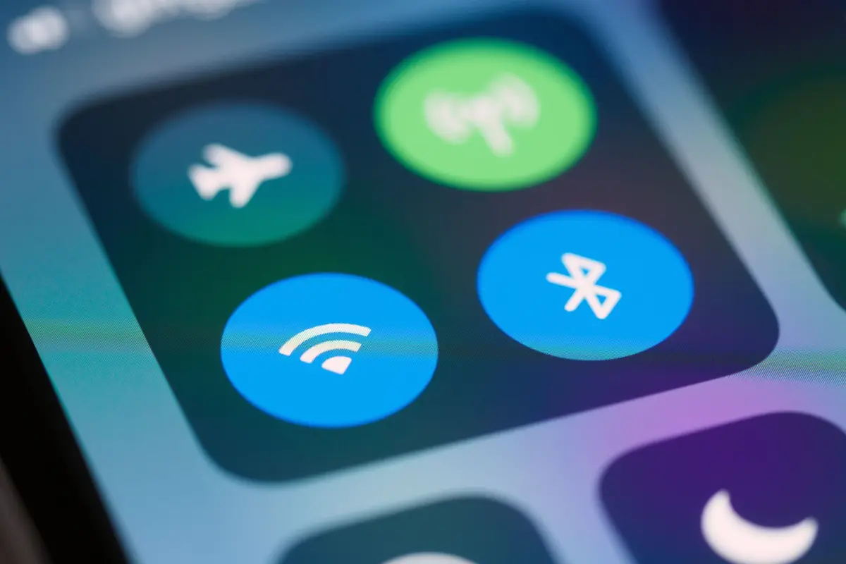 choisir une eSIM voyage avant de partir à l'étranger